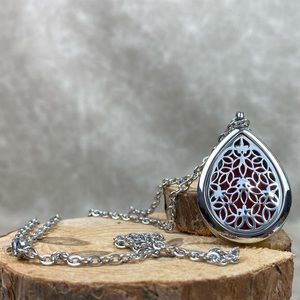 Teardrop Aromatherapy Diffuser Locket w/ Chain